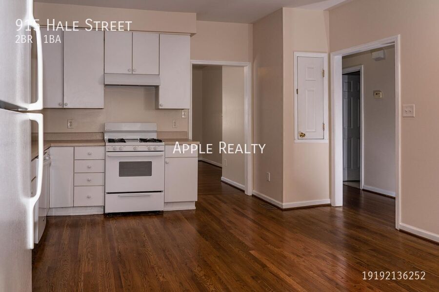 Building Photo - 915 Hale St