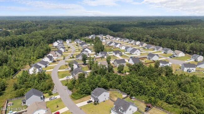 Building Photo - 2025 Alder Ln
