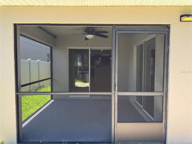 Building Photo - 10405 Summer Azure Dr