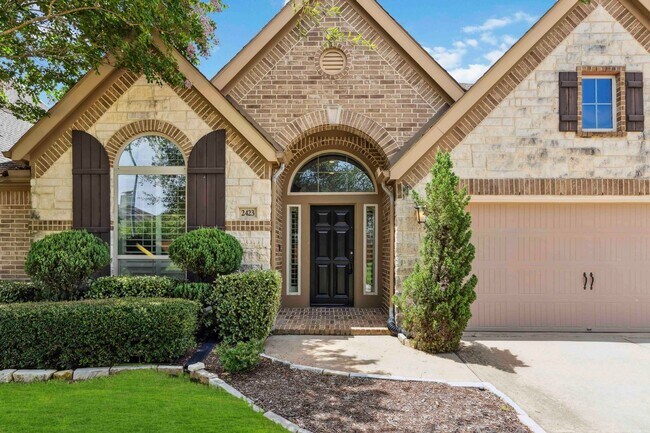 Building Photo - Beautifully maintained 4-beds, 3-bath, 3 c...