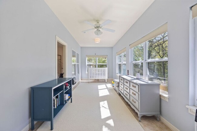 Building Photo - Spacious 3-Bedroom, 2.5 Bathroom Home in Woods Creek - Prime Bentonville Location