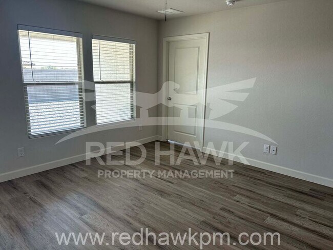Building Photo - 2387 Oakmont Ln