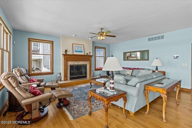 Building Photo - 1118 Barnegat Ln