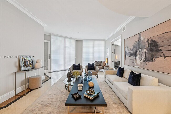 Building Photo - 626 Coral Wy