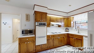 Building Photo - 9023 Luzita Ln