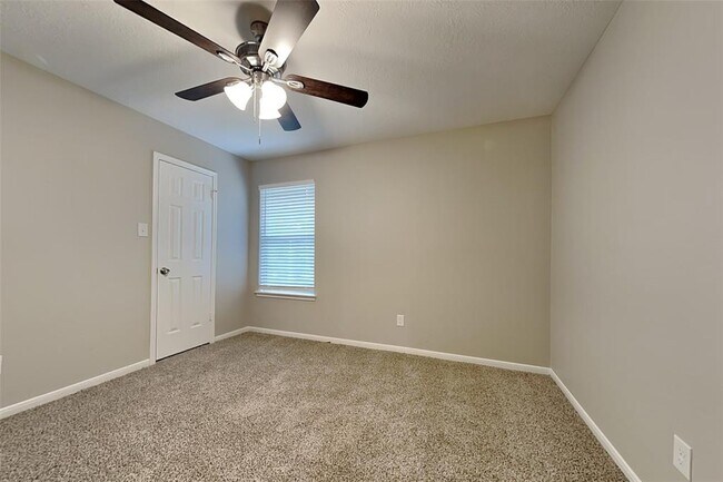 Building Photo - 10623 Mist Ln