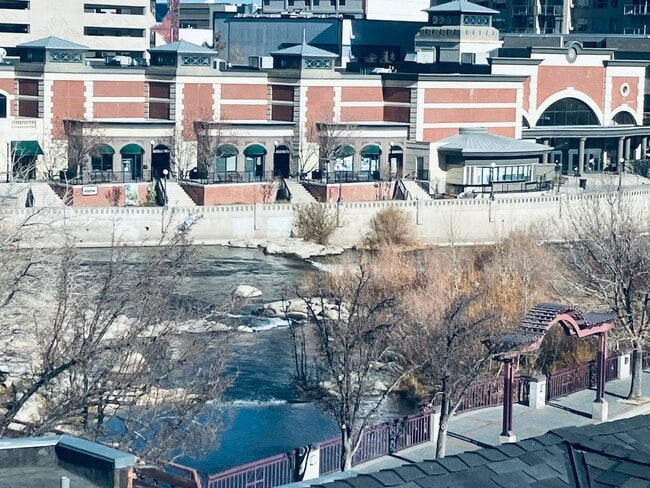 Building Photo - 280 Island Ave