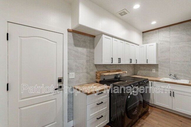 Building Photo - 13607 E Geronimo Rd