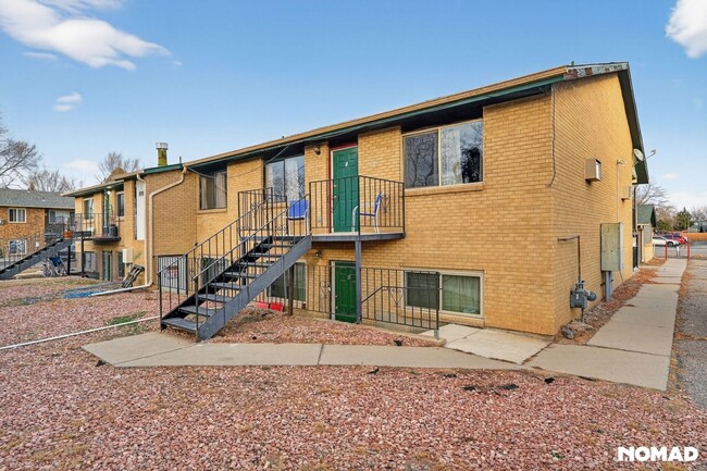 Building Photo - Charming 2BR Apartment in Windsor