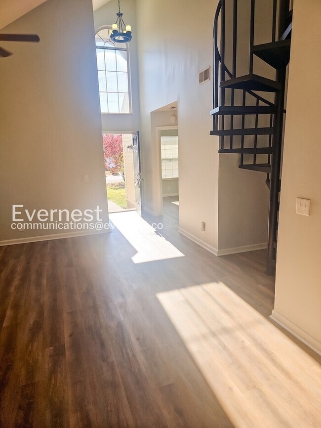 Building Photo - 3-Bed/2-Bath/ Pet Friendly/Available Soon!