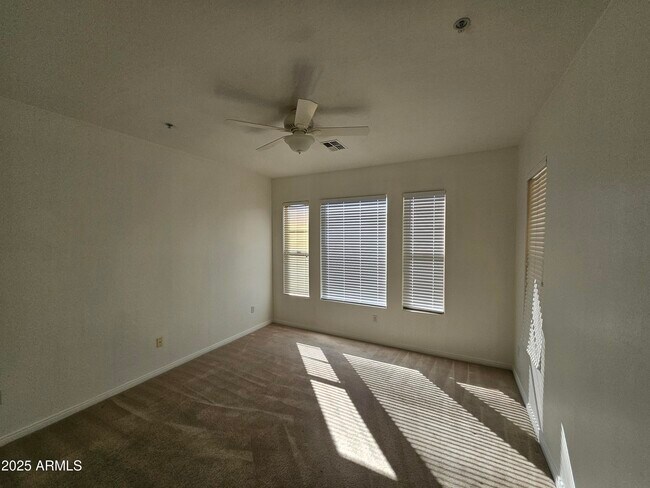 Building Photo - 19475 N Grayhawk Dr