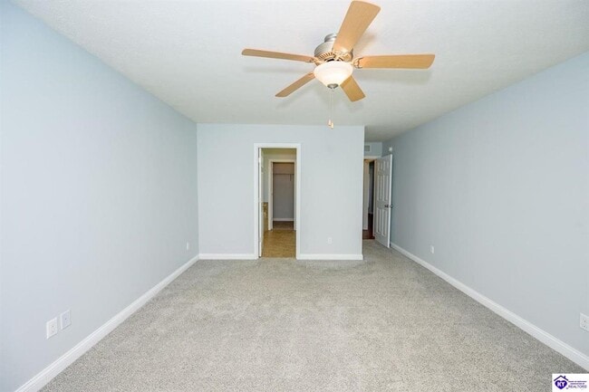 Building Photo - 194 Applewood Ln