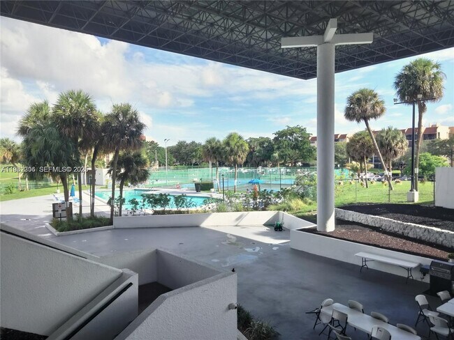 Building Photo - 3801 Environ Blvd