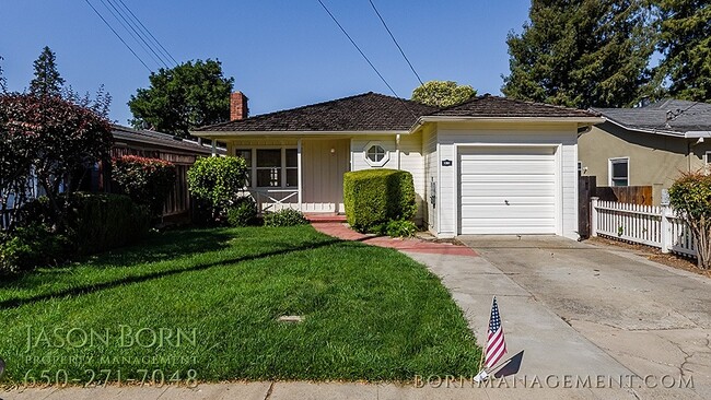 Primary Photo - 1351 Chestnut St