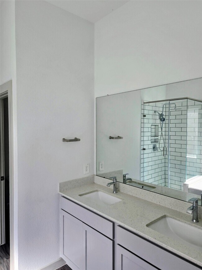 Building Photo - 22527 Cappella Vlg Ln