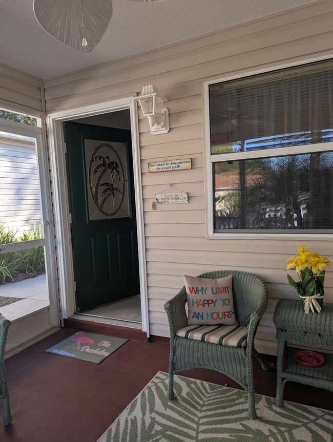 Building Photo - Seasonal Quaint Villa in the Villages