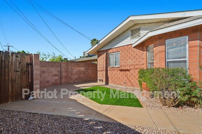 Building Photo - 3701 W Keim Dr