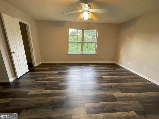 Building Photo - 200 Magnolia Leaf Dr