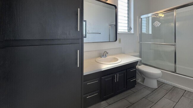 Building Photo - 2350 Osbun Rd