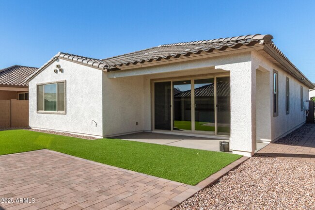 Building Photo - 11207 W Luxton Ln