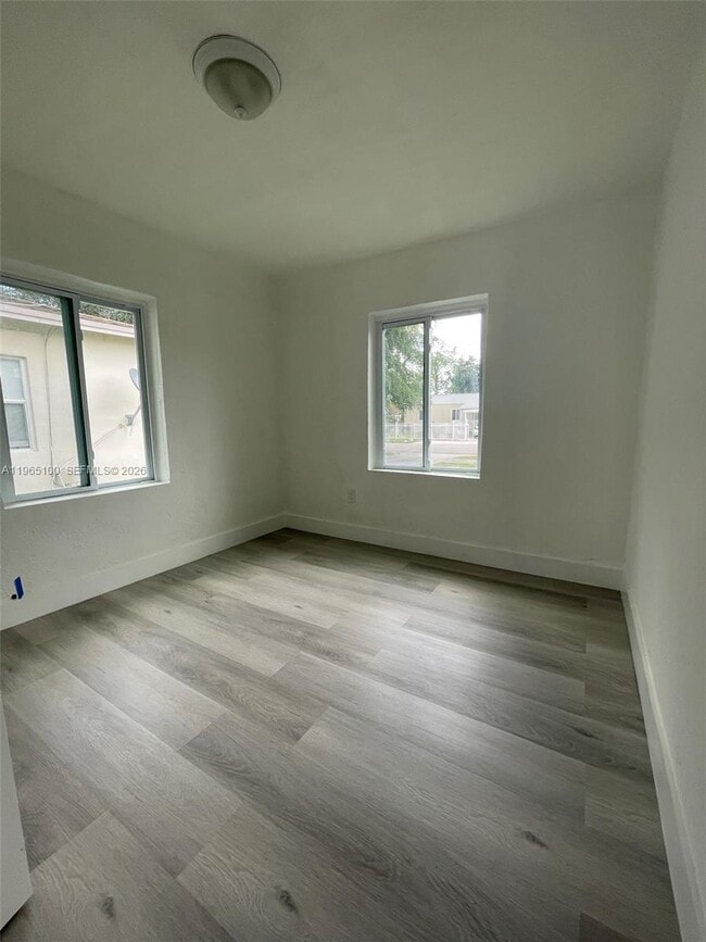 Building Photo - 2035 NW 43rd St