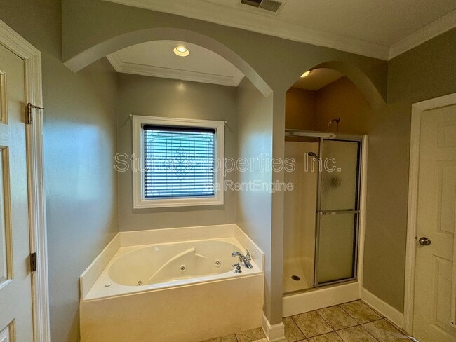 Building Photo - 11 Cedar Brook Ln