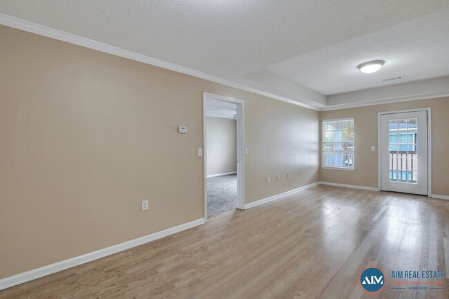Building Photo - Charming Top-Floor Villa in The Reserve at...