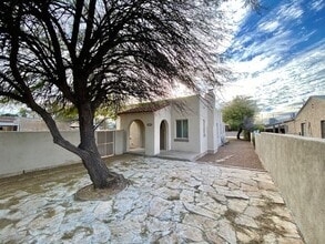Building Photo - Gorgeous Sam Hughes bungalow