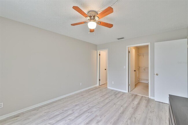 Building Photo - 1045 Apollo Beach Blvd