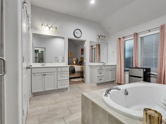 Building Photo - 23311 Darst Fld Trl