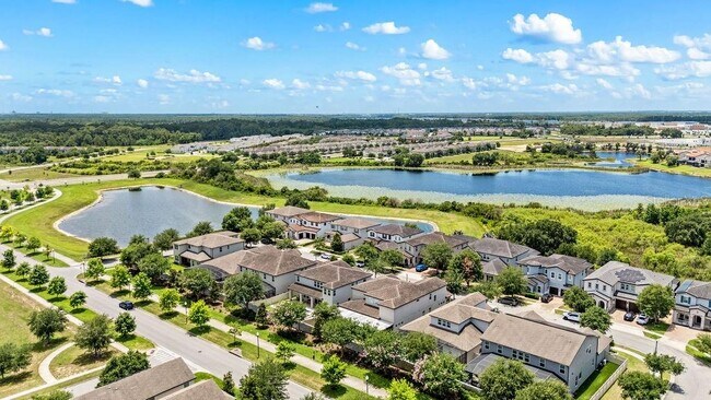 Building Photo - 9586 Meadow Hunt Way