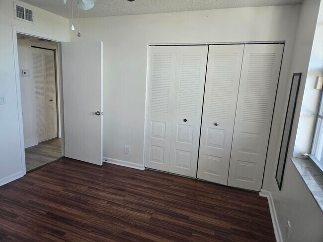 Building Photo - 7684 NW 18th St