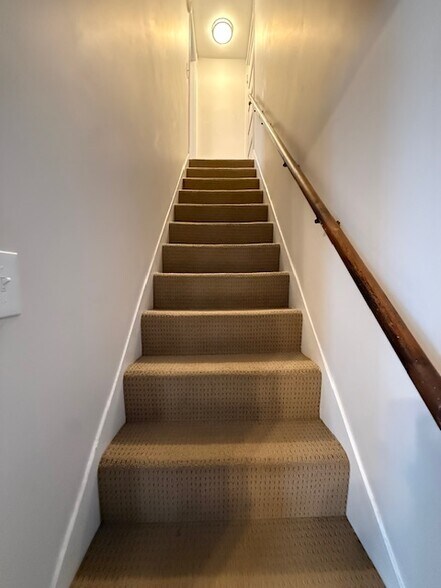 Building Photo - 84 North St