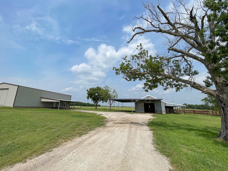 Building Photo - 123 County Road 127A