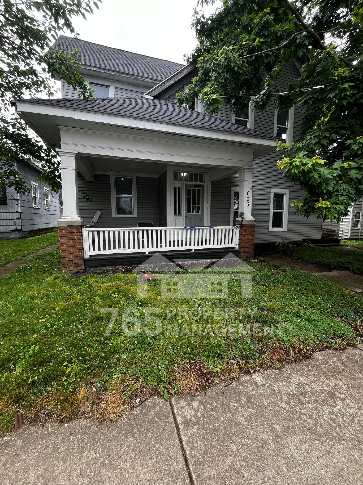 Building Photo - 603 S Main St
