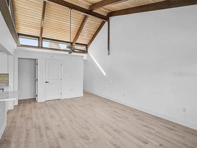 Building Photo - 500 Park Blvd S