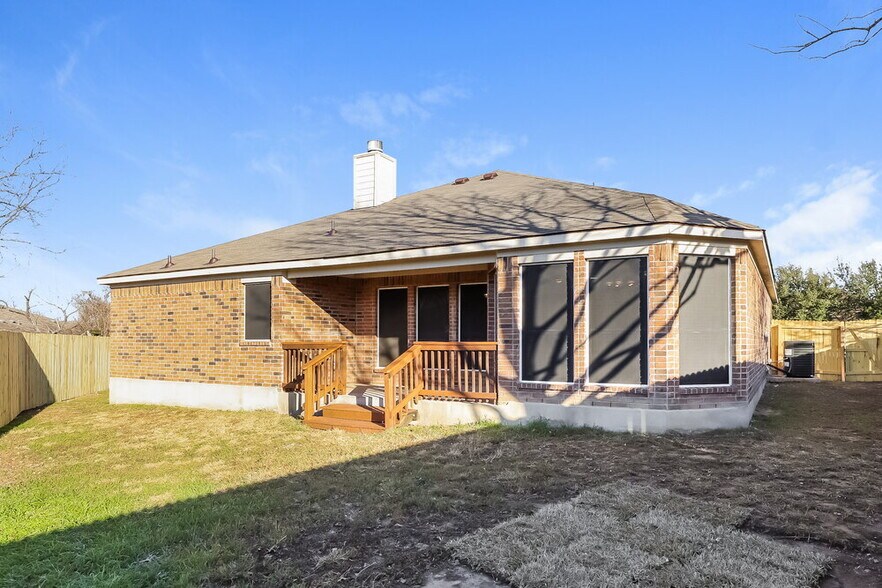 Building Photo - 7406 Horizon Point