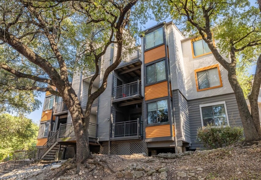 Building Photo - 8527 N Capital of Texas Hwy