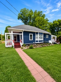 Building Photo - Coming Soon | Charming 2 Bed Home with Spacious Porch