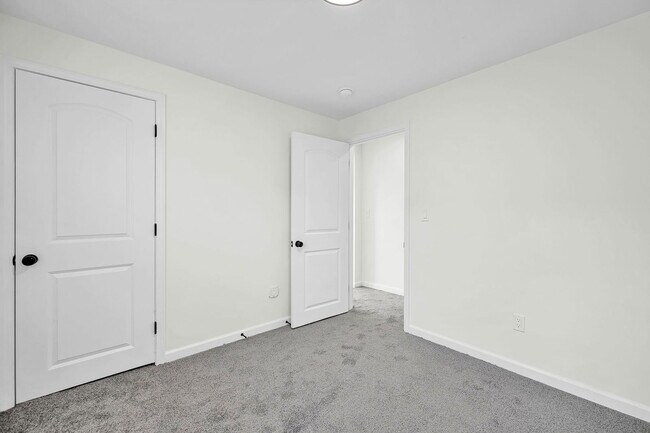 Building Photo - 1216 Atcheson St