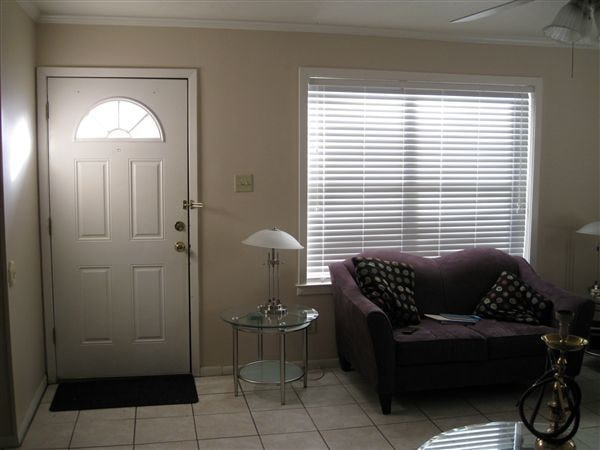 Building Photo - 3 br, 2 bath Duplex - A&R Duplexes - Sprin...