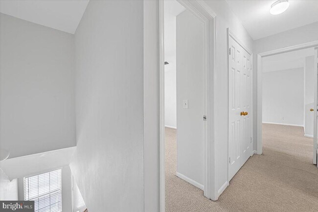 Building Photo - 5820 Inman Park Cir