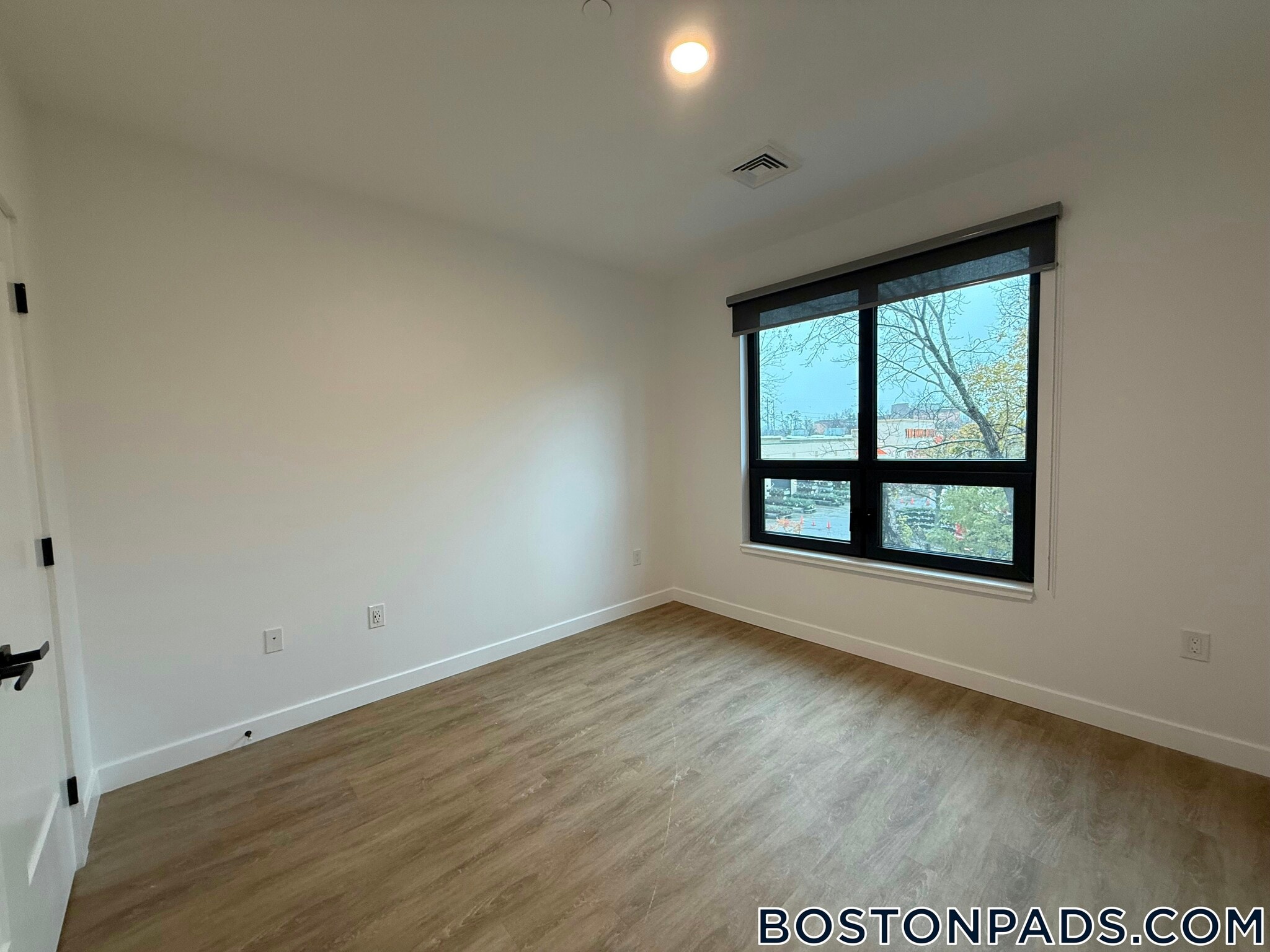 Building Photo - 199 Gardner St