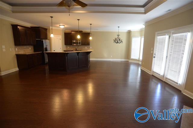 Building Photo - 15047 Lakeside Trail SW