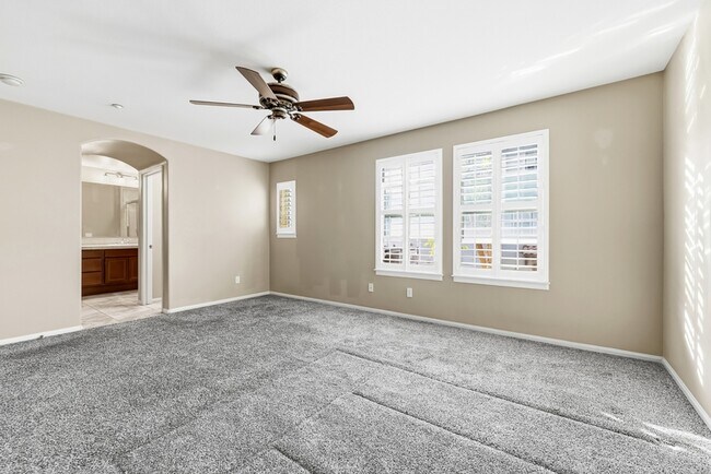 Building Photo - 2174 Desert Hare Ct