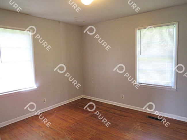 Building Photo - 3110 Leftwich St NW
