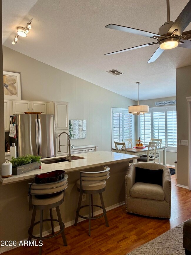 Building Photo - 1723 E Palm Beach Dr