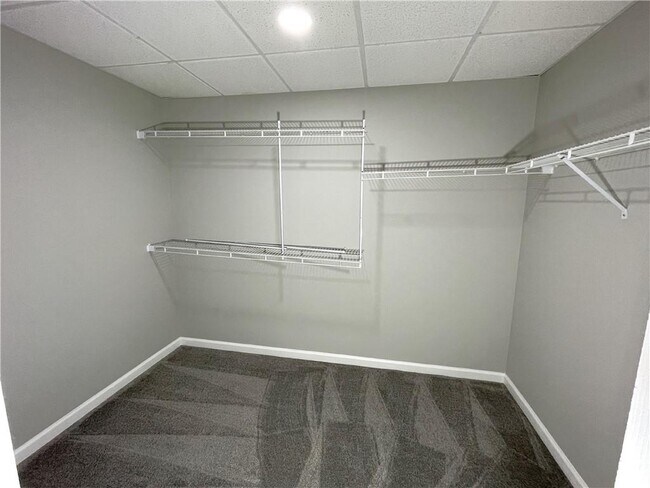 Building Photo - 655 Huntwick Pl