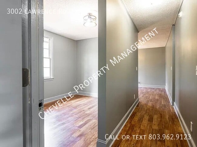 Building Photo - 3002 Lawrence Rd