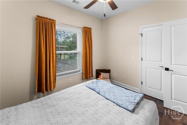 Building Photo - 1403 E Anderson St